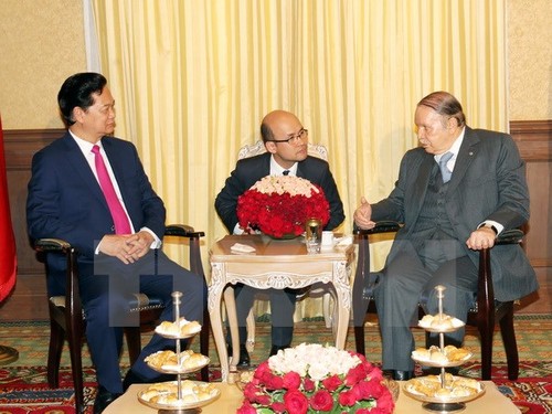 Вьетнам желает укрепить дружбу и многостороннее сотрудничество с Алжиром - ảnh 1